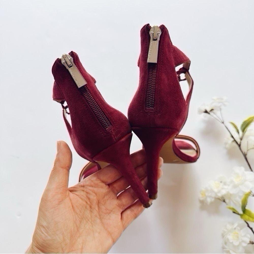 Vince Camuto Lace Up Heels Burgundy - Picture 7 of 8
